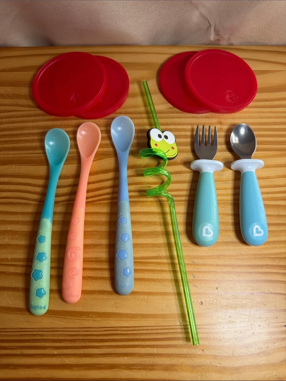 Munchkin Silicone Infant Spoons Fork Set & Keroppi Spiral Straw + Lids